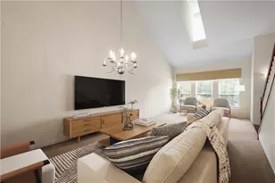 205 Maple Ridge Dr, Cecil, PA 15317 - Photo 4