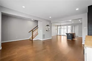 2013 Ashton Row, South Fayette, PA 15017 - Photo 6