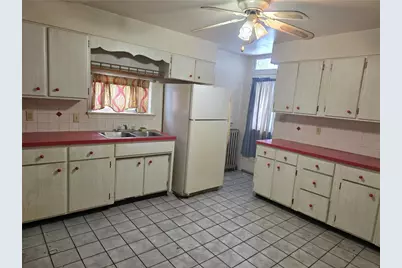 1206 Delaware Avenue, New Castle, PA 16105 - Photo 8