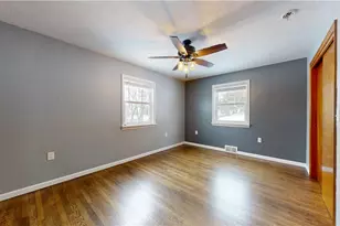 820 Sunset Dr, Center Township, PA 16001 - Photo 20