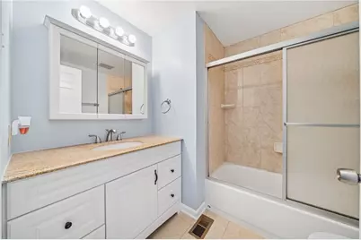 2117 Berkshire Dr, Monroeville, PA 15146 - Photo 22