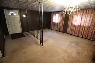 645 Illinois Ave, Pittsburgh, PA 15221 - Photo 6