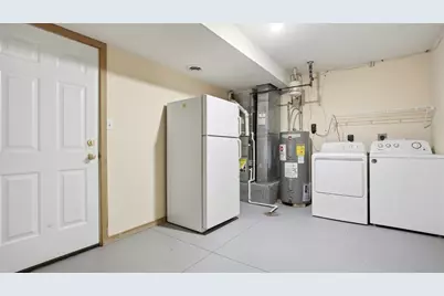 329 Glaser Ave #C, Pittsburgh, PA 15202 - Photo 22