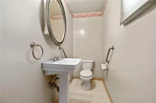 1004 Royal Ct, Cheswick, PA 15024 - Photo 18