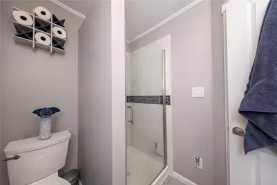 306 Chicago Ave, Elizabeth Township-Boro, PA 15037 - Photo 20