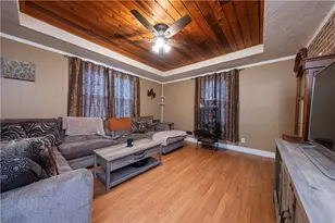 306 Chicago Ave, Elizabeth Township-Boro, PA 15037 - Photo 4