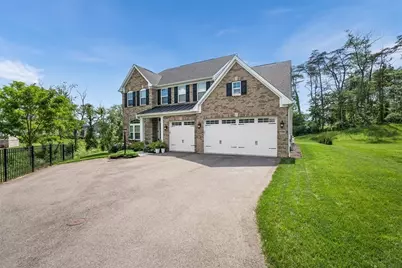 1705 Stevensan Dr, Pittsburgh, PA 15143 - Photo 4