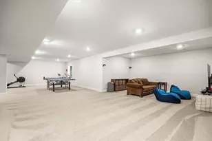 1705 Stevensan Dr, Pittsburgh, PA 15143 - Photo 46