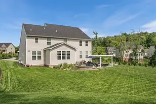 1705 Stevensan Dr, Pittsburgh, PA 15143 - Photo 6