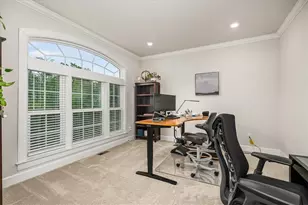 1705 Stevensan Dr, Pittsburgh, PA 15143 - Photo 16