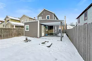 1556 2nd St, New Brighton, PA 15066 - Photo 2