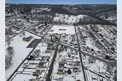 1556 2nd St, New Brighton, PA 15066 - Photo 4