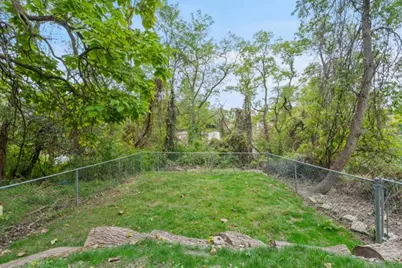 228 Alries St, Pittsburgh, PA 15210 - Photo 24