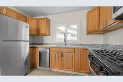 228 Alries St, Pittsburgh, PA 15210 - Photo 10