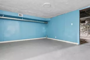 228 Alries St, Pittsburgh, PA 15210 - Photo 18