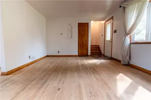 2429 Rosegarden Rd, Pittsburgh, PA 15220 - Photo 2