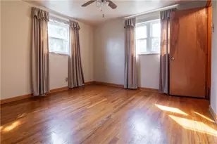 2429 Rosegarden Rd, Pittsburgh, PA 15220 - Photo 14