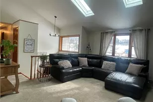 427 Deer Park Dr, Jefferson Hills, PA 15025 - Photo 4