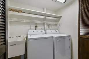 363 S Highland Ave, Pittsburgh, PA 15206 - Photo 24