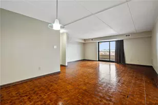 363 S Highland Ave, Pittsburgh, PA 15206 - Photo 4