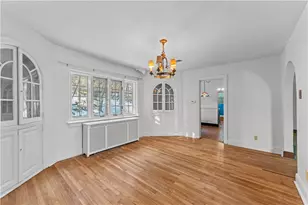 326 Orchard Dr, Pittsburgh, PA 15228 - Photo 10