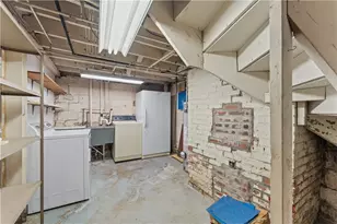 326 Orchard Dr, Pittsburgh, PA 15228 - Photo 28