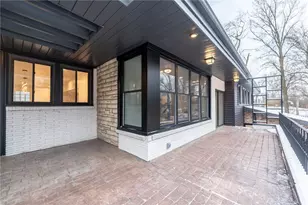 203 N Grandview Dr, Pittsburgh, PA 15215 - Photo 8