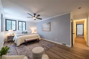 203 N Grandview Dr, Pittsburgh, PA 15215 - Photo 26