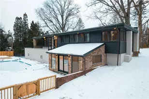 203 N Grandview Dr, Pittsburgh, PA 15215 - Photo 4