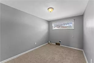 1251 Blue Jay Dr, Scott Township, PA 15243 - Photo 14