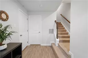 128 Providence Way, Pittsburgh, PA 15234 - Photo 2