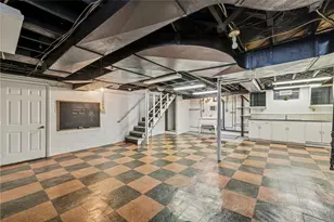 2106 Palm Beach Ave, Beechview, PA 15216 - Photo 34