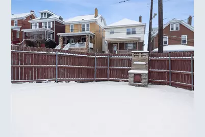 2106 Palm Beach Avenue, Beechview, PA 15216 - Photo 8