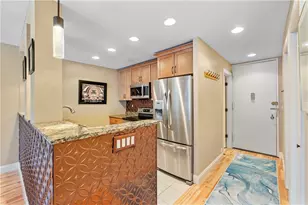 112 Washington Pl, Downtown Pgh, PA 15219 - Photo 16