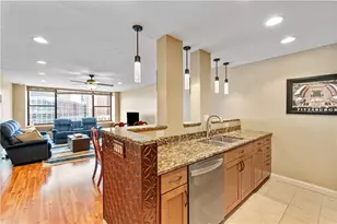 112 Washington Pl, Downtown Pgh, PA 15219 - Photo 12