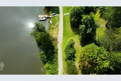 1041 Lakeside Drive, McDonald, PA 15057 - Photo 6