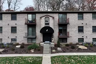 300 Gilkeson Rd, Pittsburgh, PA 15228 - Photo 2