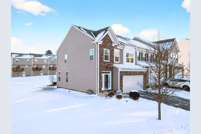 2 Roosevelt Drive, Kennedy Township, PA 15136 - Photo 2