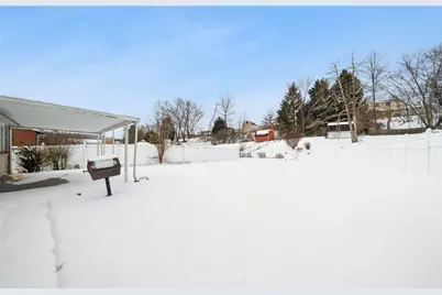 1718 Diane Merle, North Huntingdon, PA 15642 - Photo 6