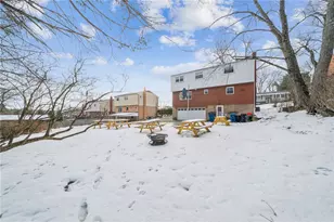 208 Crescent Garden Dr, Pittsburgh, PA 15235 - Photo 38