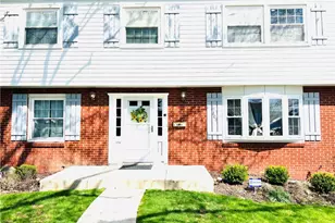 208 Crescent Garden Dr, Pittsburgh, PA 15235 - Photo 2