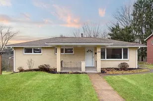 357 Christine Dr, Aliquippa, PA 15001 - Photo 2