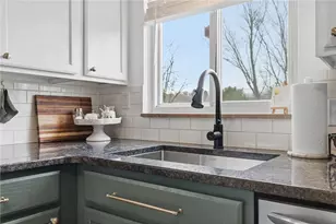 9571 Harmony Dr, Pittsburgh, PA 15237 - Photo 14