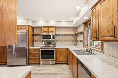 2398 Centennial Drive, Windber, PA 15963 - Photo 10