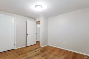 1025 Catherine Dr, Conway, PA 15027 - Photo 10