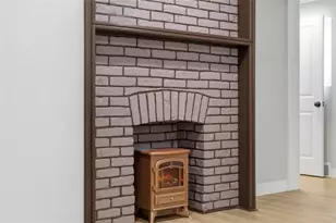 2252 Milligan Ave, Pittsburgh, PA 15218 - Photo 12