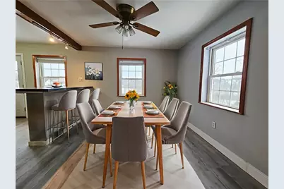 409 Mendelssohn Ave, Clairton, PA 15025 - Photo 4