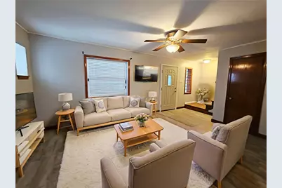 409 Mendelssohn Ave, Clairton, PA 15025 - Photo 2