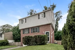 247 Golden Gate Dr, Pittsburgh, PA 15147 - Photo 2