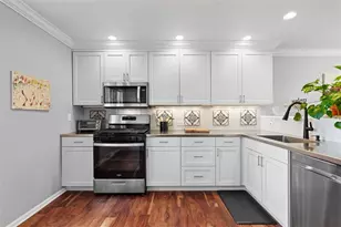 1606 Stone Mansion Dr, Pittsburgh, PA 15143 - Photo 6